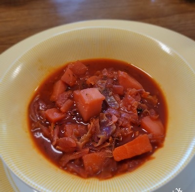 BORSCHT (BEET & CABBAGE SOUP